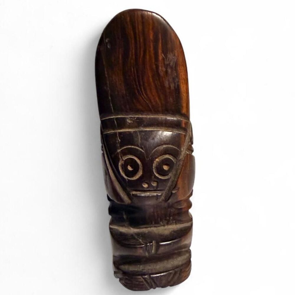 Taíno wood carving of Cemí from Dominican Republic